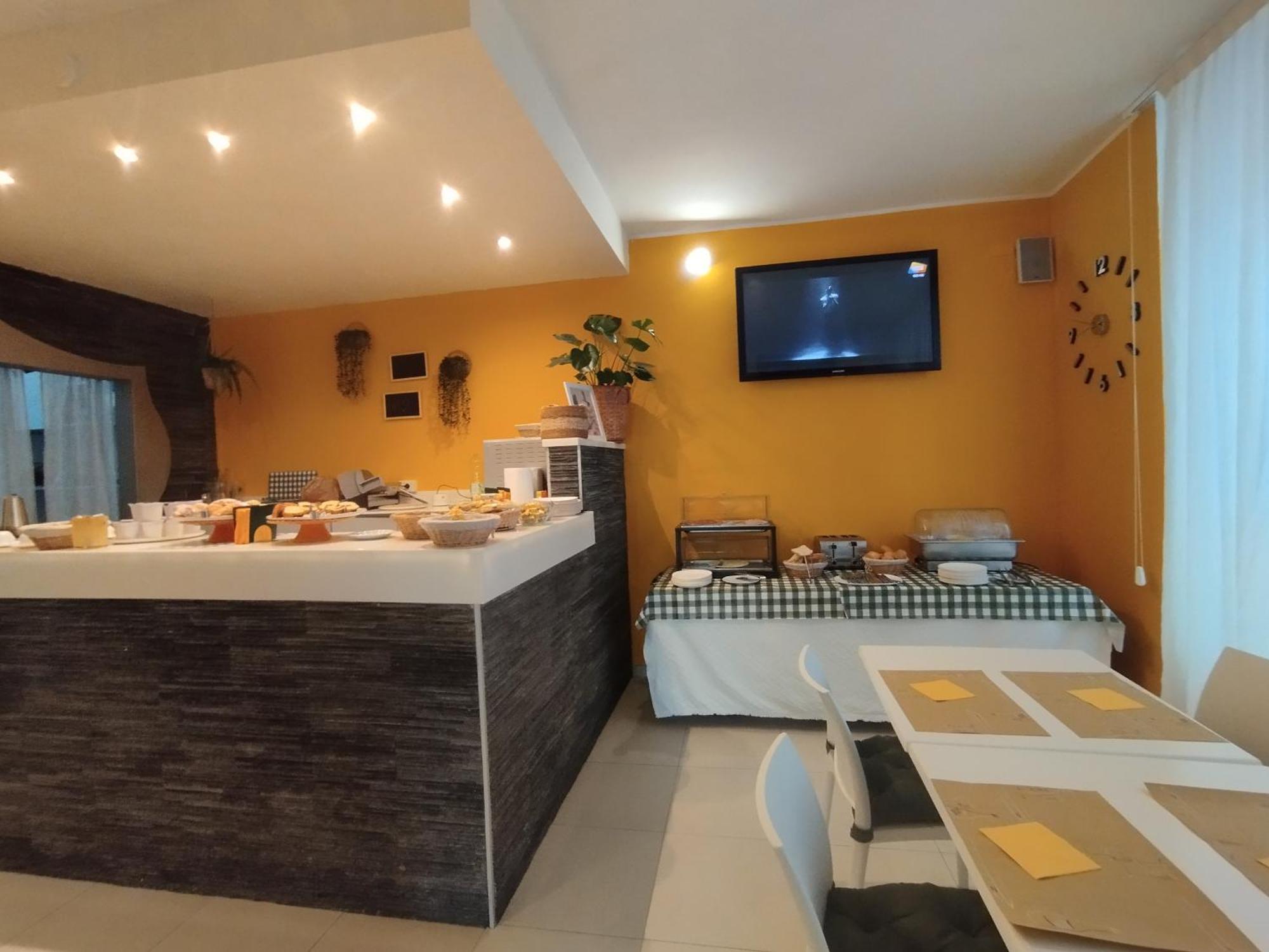 Happy Hotel Atelier Gardone Riviera Centro & Beach Exteriér fotografie