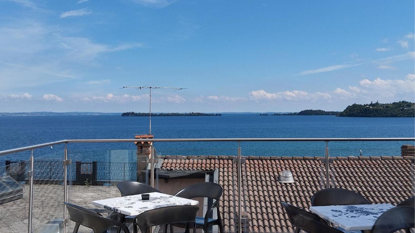 Happy Hotel Atelier Gardone Riviera Centro & Beach Exteriér fotografie